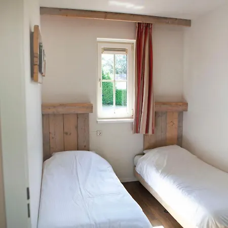 Holiday Recreatiepark De Boshoek.9 Holiday home Voorthuizen